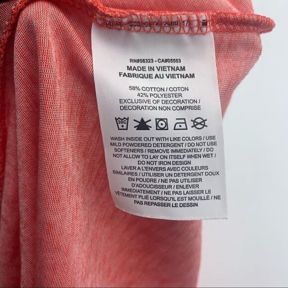 Nike medium t shirt coral white Nike words (C1) - Picture 7 of 7